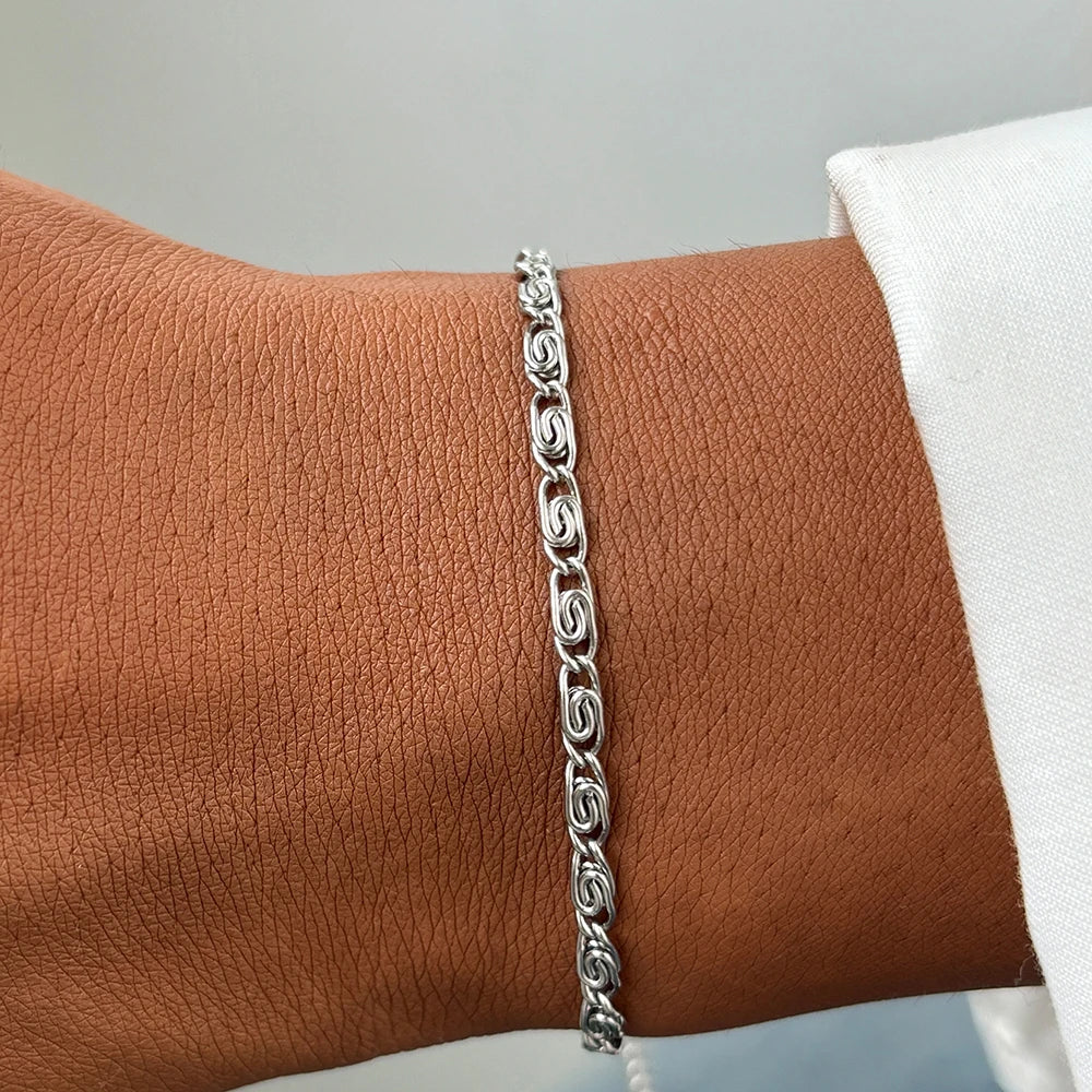 New Style Simplicity Subtlety Paper Clip Chain Lightweight Luxury Bracelet For Women Jewelry Daily Wear