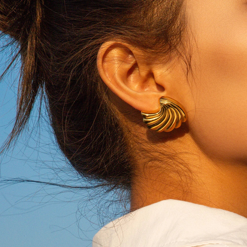 Vintage Stainless Steel Gold Plated Texture Snail Conch Shell Earrings for Women CZ Zircon Starfish Earring Beach Jewelry Gifts